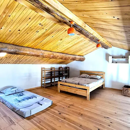 Spacieuse Maison De Redessan