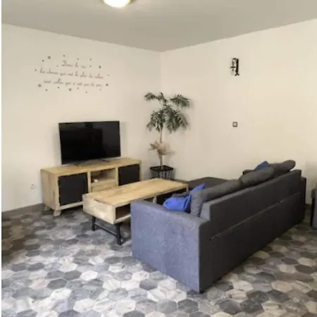 Hébergement de vacances Spacieuse Maison De Redessan